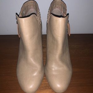 Report Wedge Booties